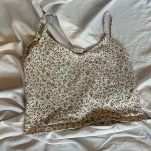 BRANDY MELVILLE | cropped tank top
